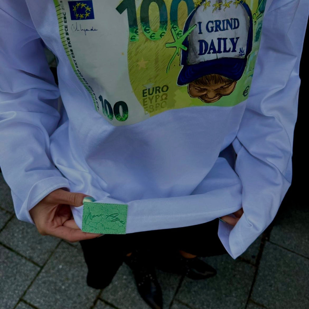 I GRIND DAILY - G/W